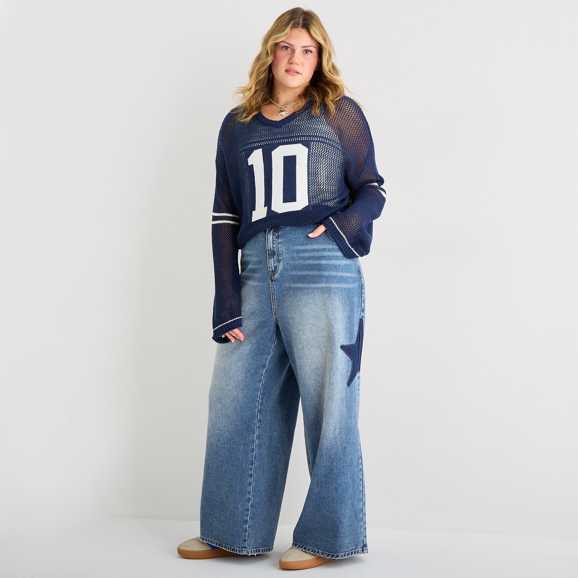 Forever 21 Womens Juniors Plus Mid Rise Loose Fit Jean