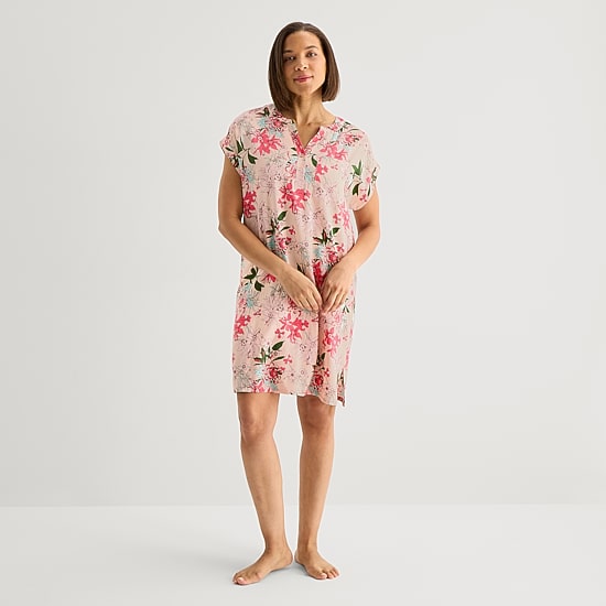 Liz Claiborne Cool and Calm Womens Short Sleeve Y Neck Nightshirt