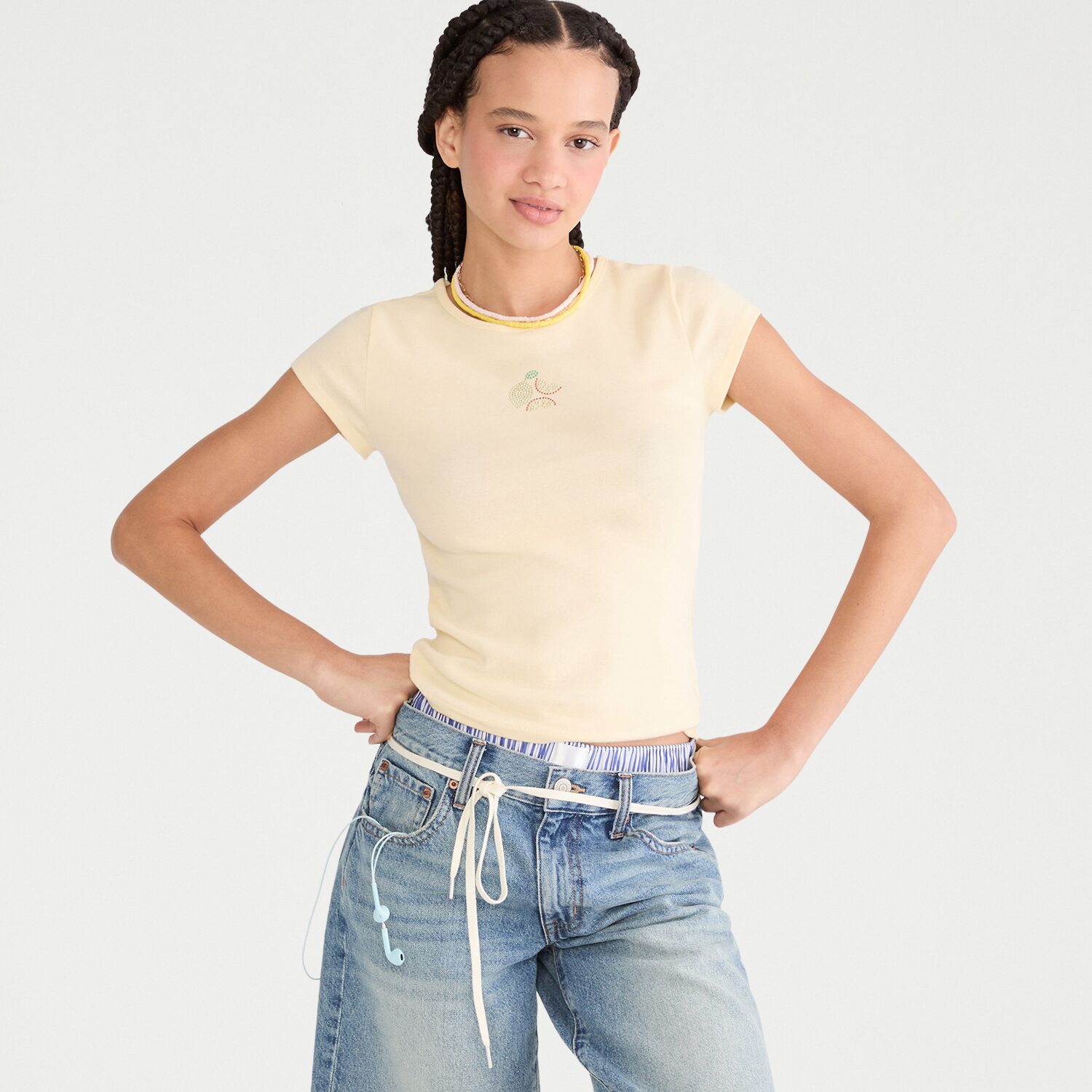 AEROPOSTALE Womens Juniors Rhinestone Crew Neck Short Sleeve Regular Fit Graphic T-Shirt