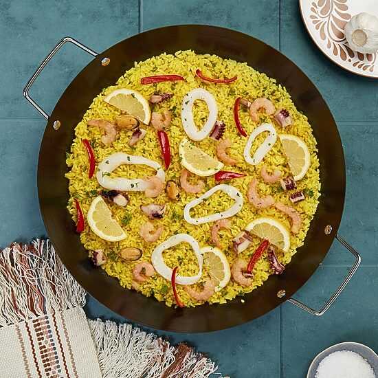 Jenny Martinez Carbon Steel 15" Round Paella Pan