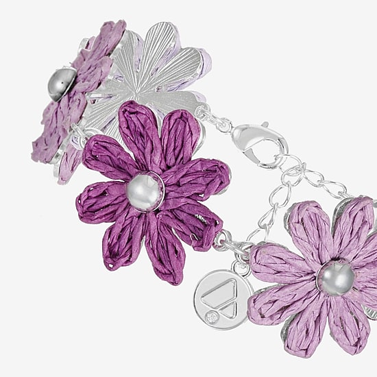 Liz Claiborne Womens Flower Strand Bracelet