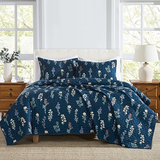 Cannon Avery Floral Easy Care Quilt Set