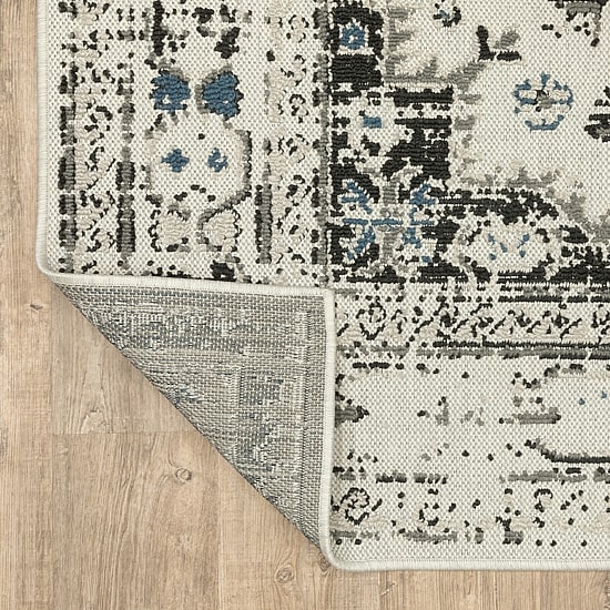 Covington Home Trieste Vintage Medallion Indoor Outdoor Rectangular Area Rug