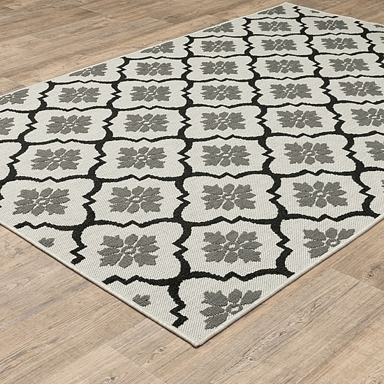 Covington Home Trieste Moroccan Lattice Geometric Indoor Outdoor Rectangular Area Rug