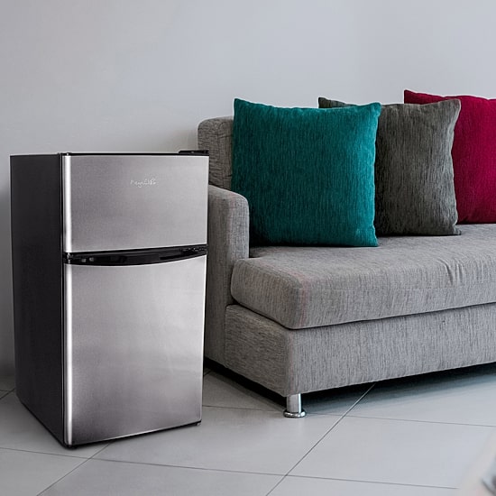 MegaChef Mini Refrigerator