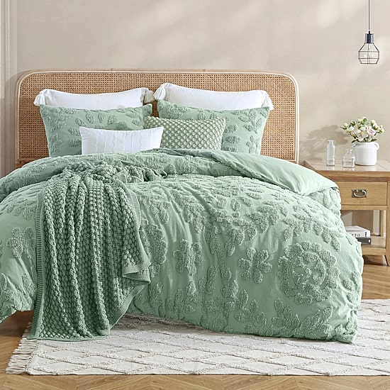 Peri Home Chenille Laurel Comforter Set