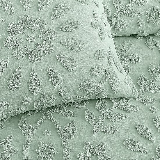 Peri Home Chenille Laurel Comforter Set