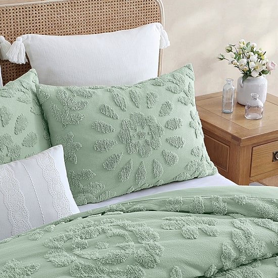 Peri Home Chenille Laurel Comforter Set