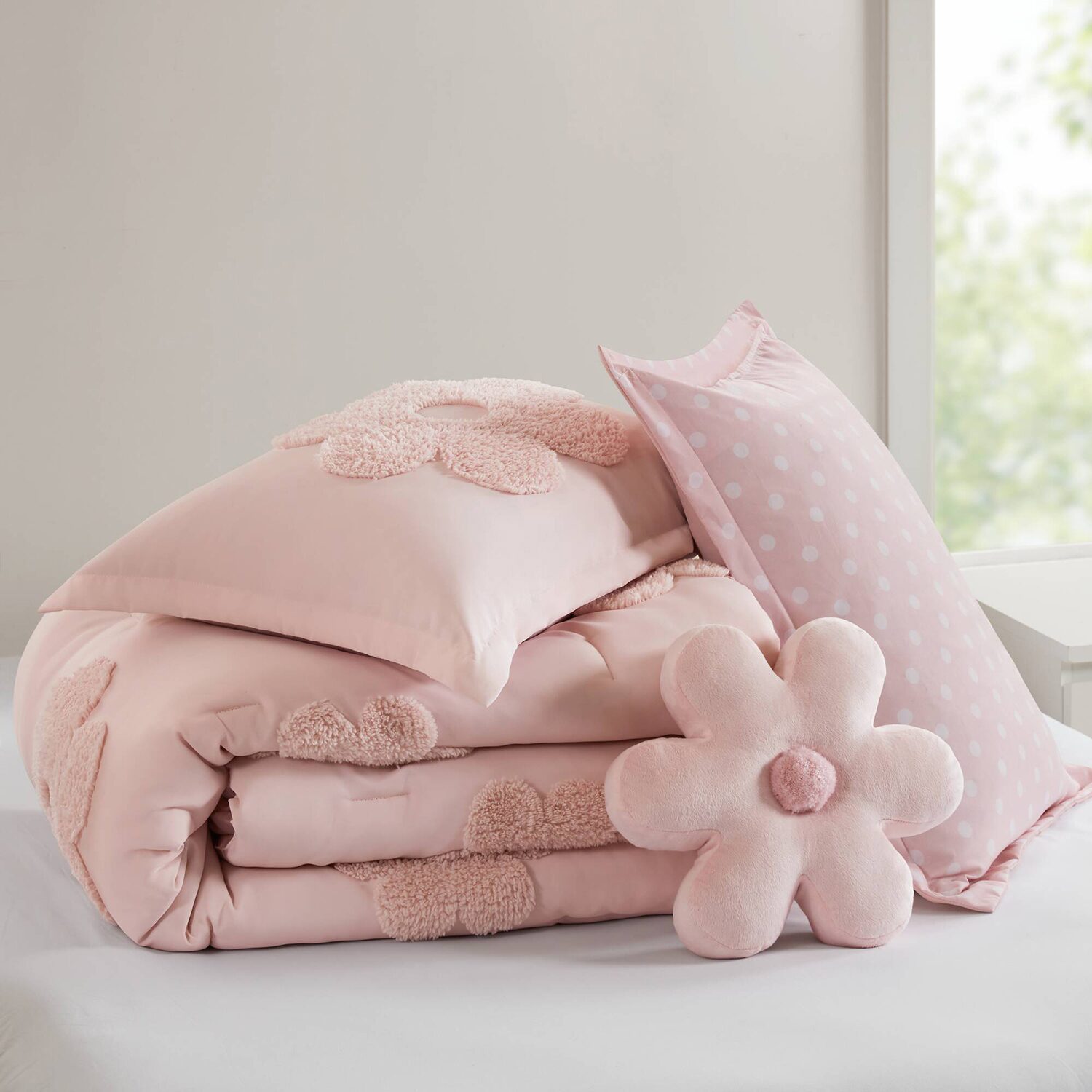 Intelligent Design Madeline Midweight Comforter Set