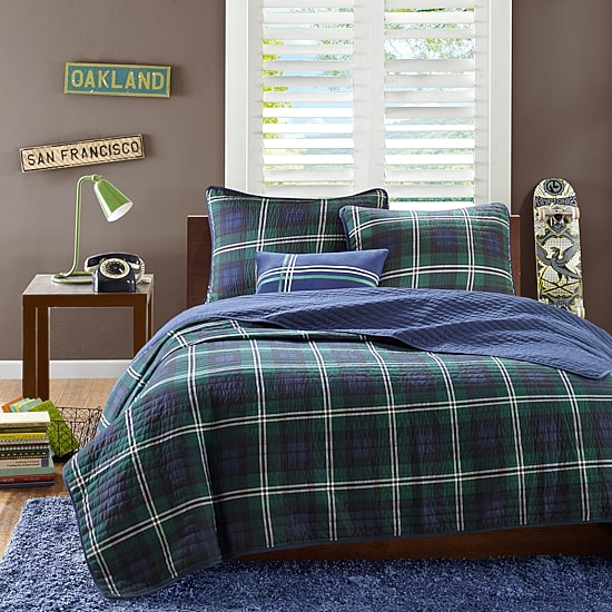 Intelligent Design Cameron Plaid Quilt Set with Throw Pillow