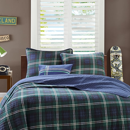 Intelligent Design Cameron Plaid Quilt Set with Throw Pillow