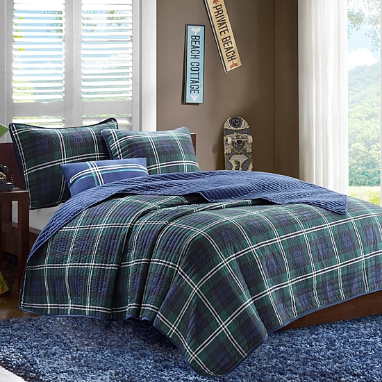 Intelligent Design Cameron Plaid Quilt Set with Throw Pillow