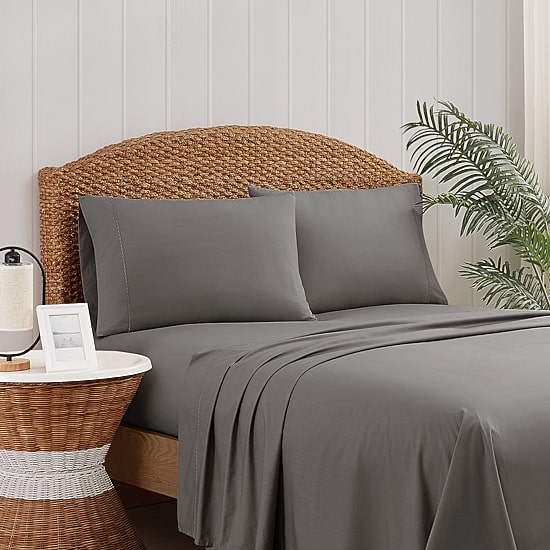 Oceanfront Resort Wavy Hem Solid Percale Sheet Set