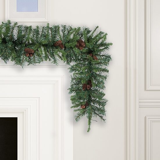 Vickerman 9' Cheyenne Christmas Garland Unlit