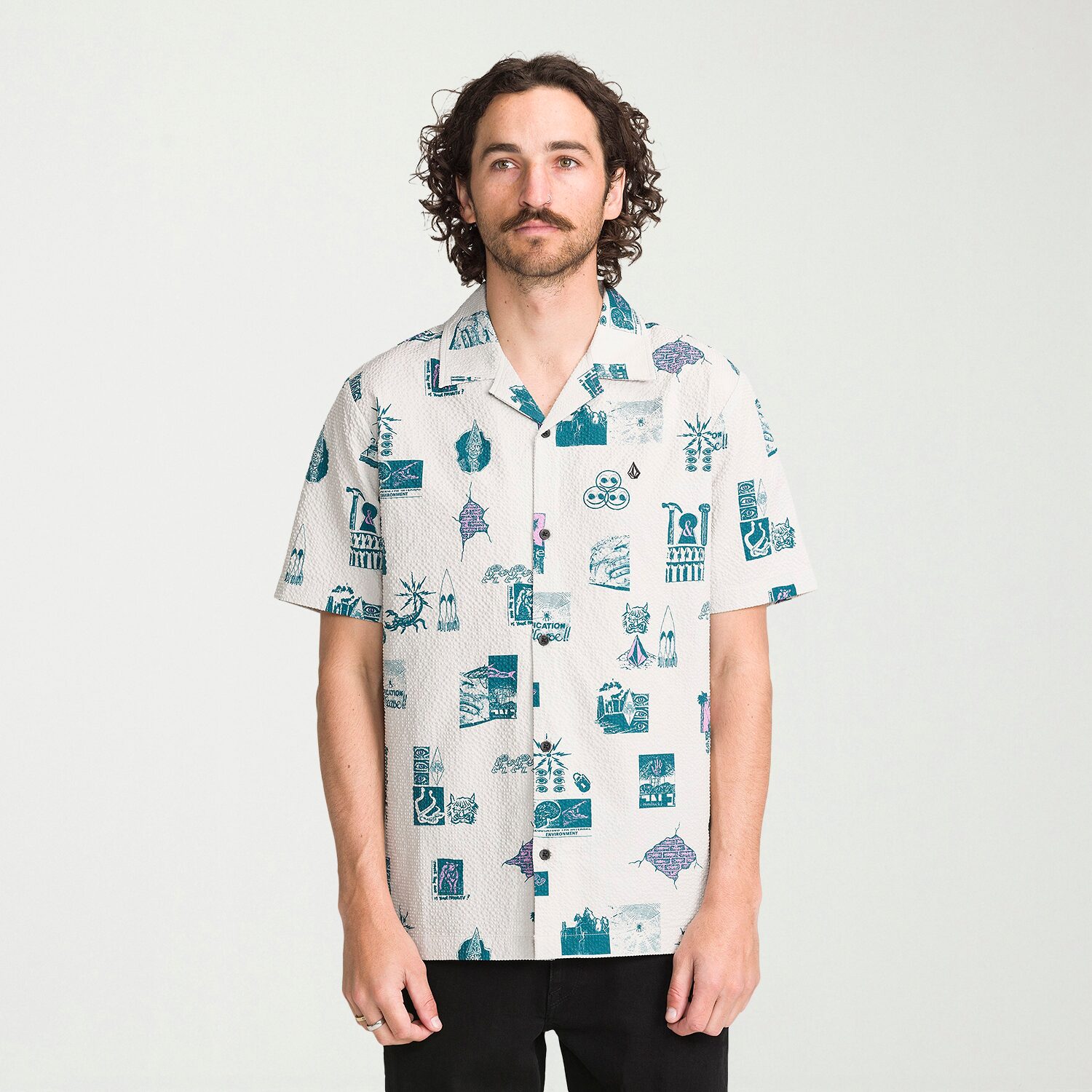 VOLCOM Mens Short Sleeve Camp Shirt