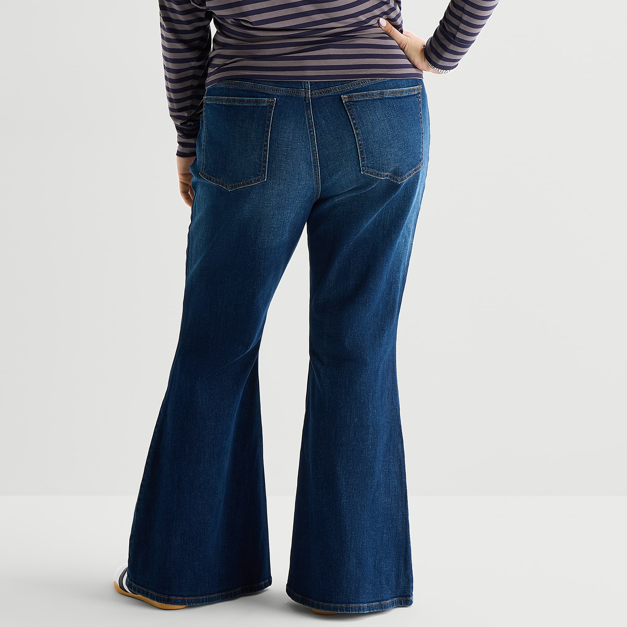 Arizona Womens Low Rise Flare Leg Jean