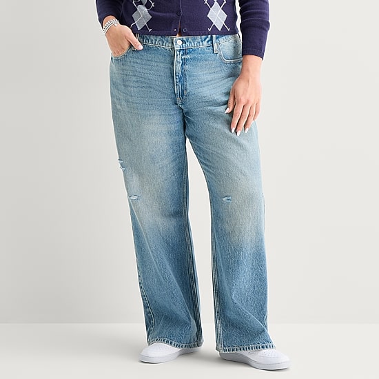 Arizona Womens Juniors Plus Low Rise Straight Leg Jean