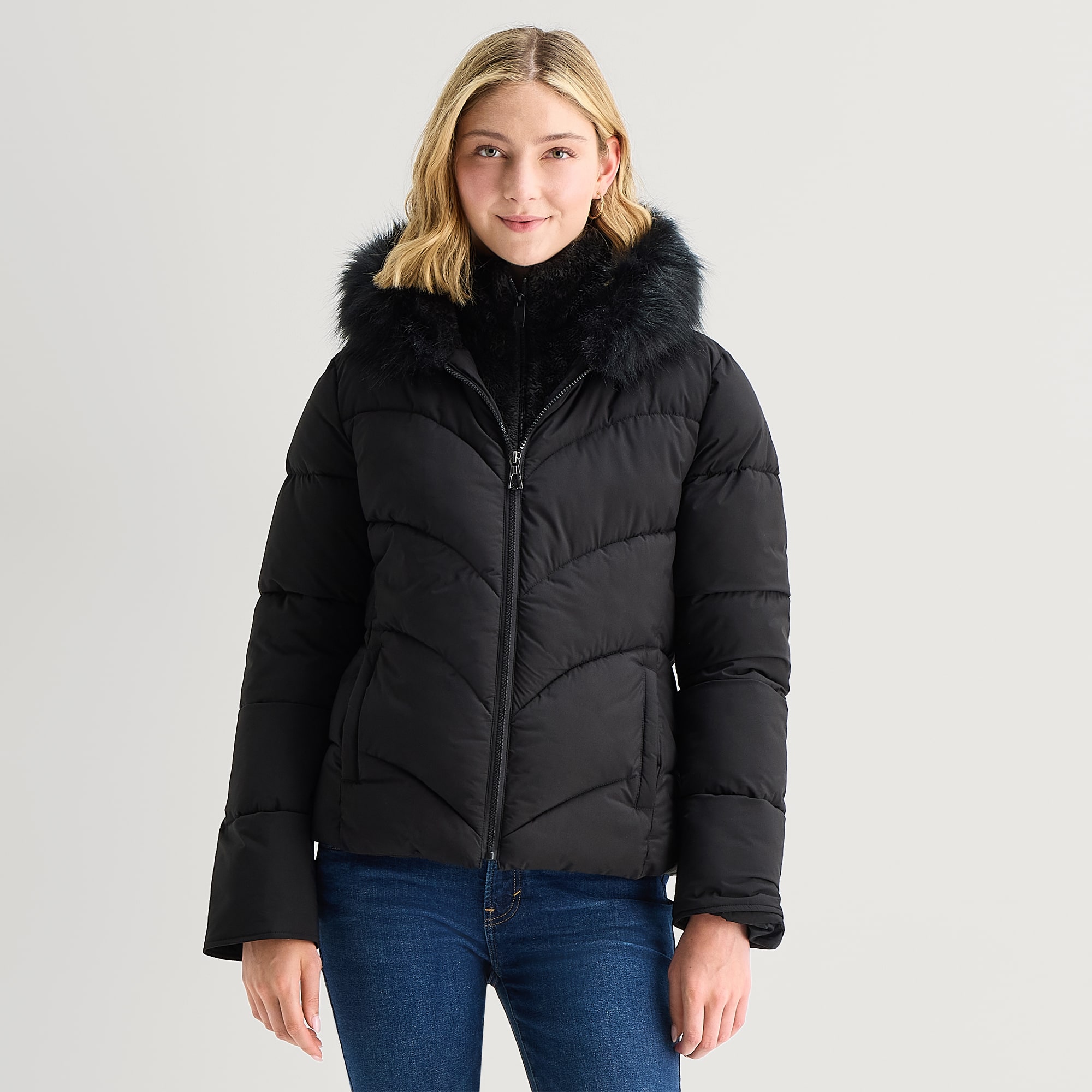 Maralyn And Me Womens Juniors Hooded Heavyweight Puffer Jacket