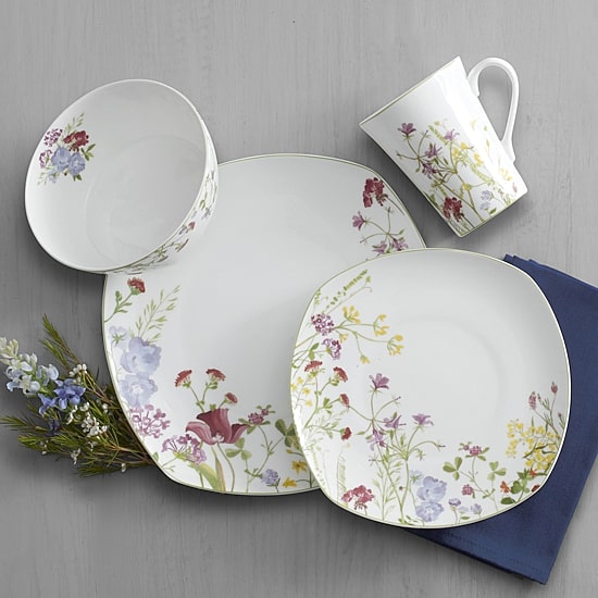 華ハレノヒ16点セット Mikasa Wild Flower 16-pc. Bone China Dinnerware Set, Color: Multi