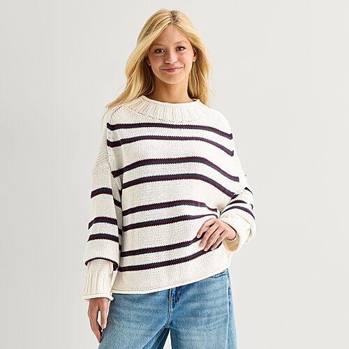 Arizona Juniors Womens Crew Neck Long Sleeve Striped Pullover Sweater In White
