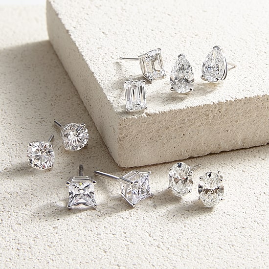 ( E-F/Si1-Si2 ) 2 CT. T.W. Lab-Grown Diamond 14K Gold 8.8mm Pear Stud Earrings