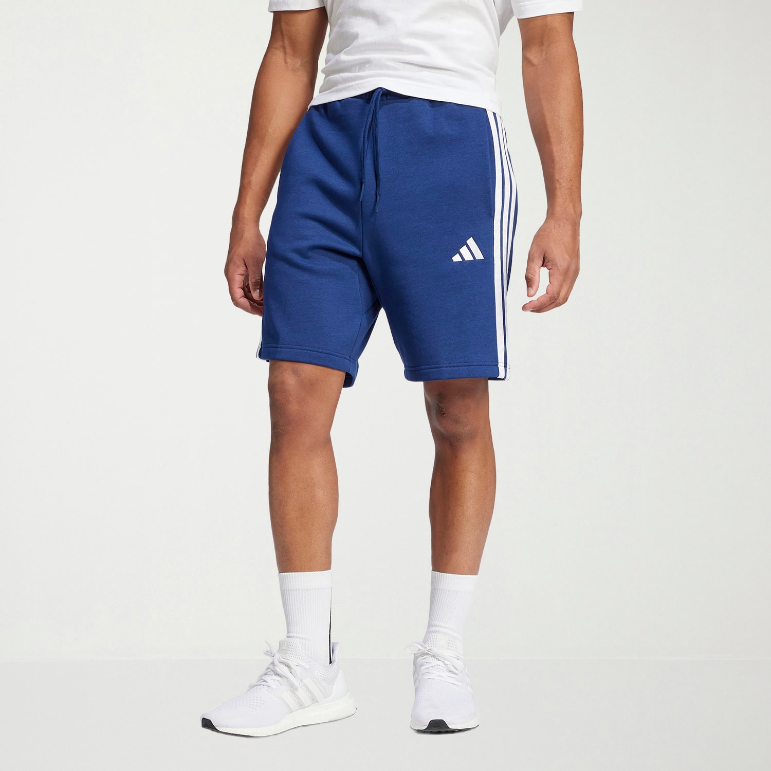 adidas Mens 9" Mid Rise Workout Shorts