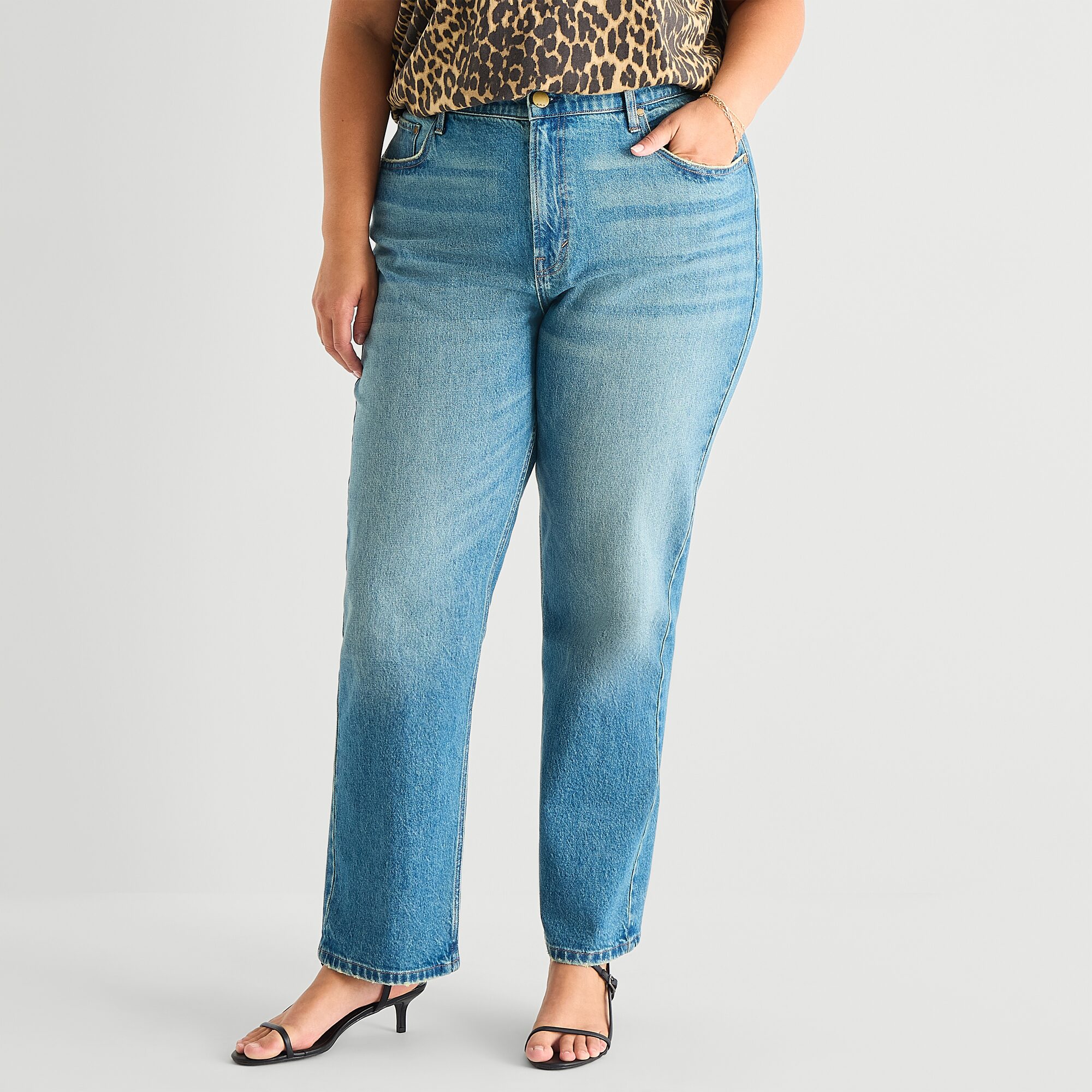 a.n.a Womens High Rise Straight Leg Jean
