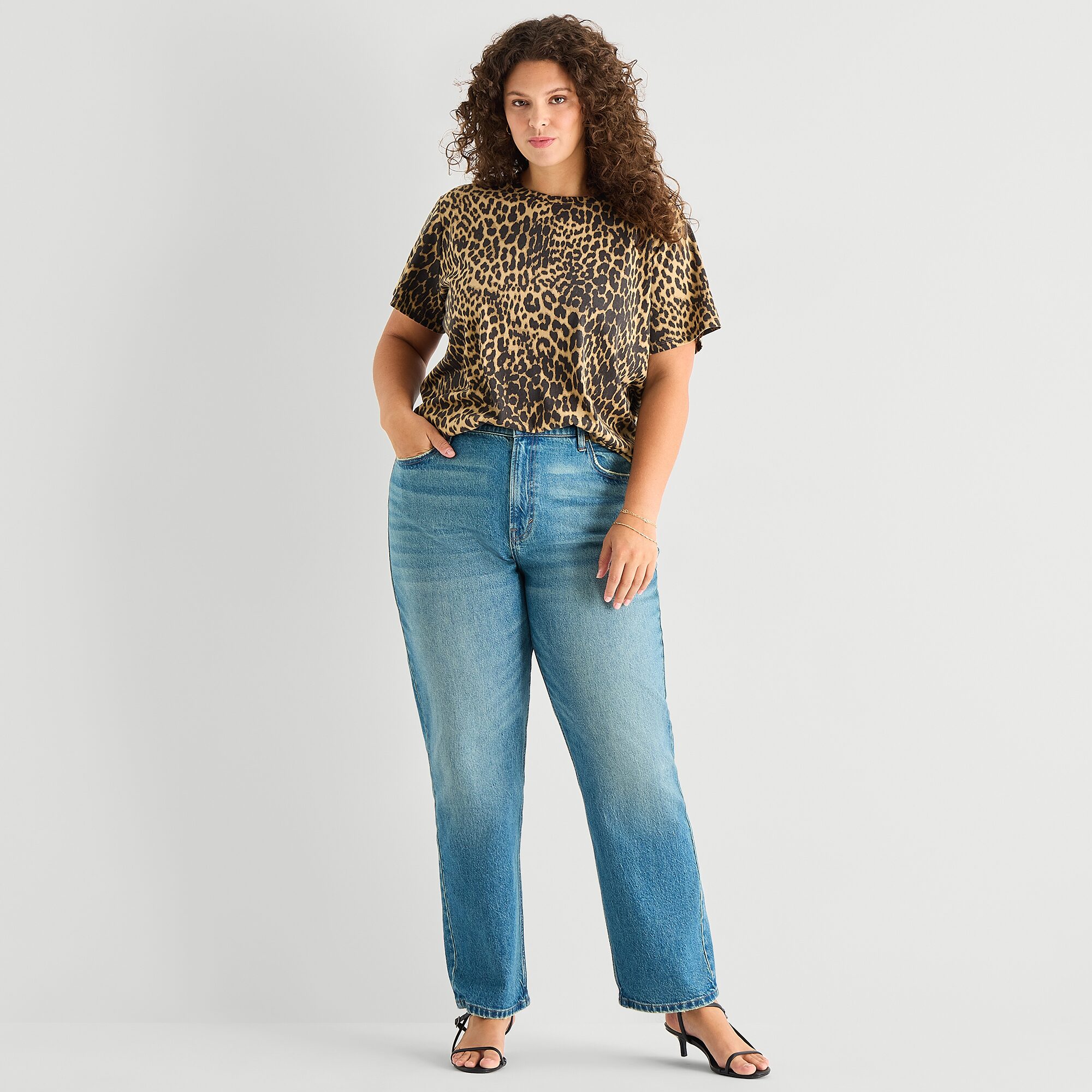 a.n.a Womens High Rise Straight Leg Jean