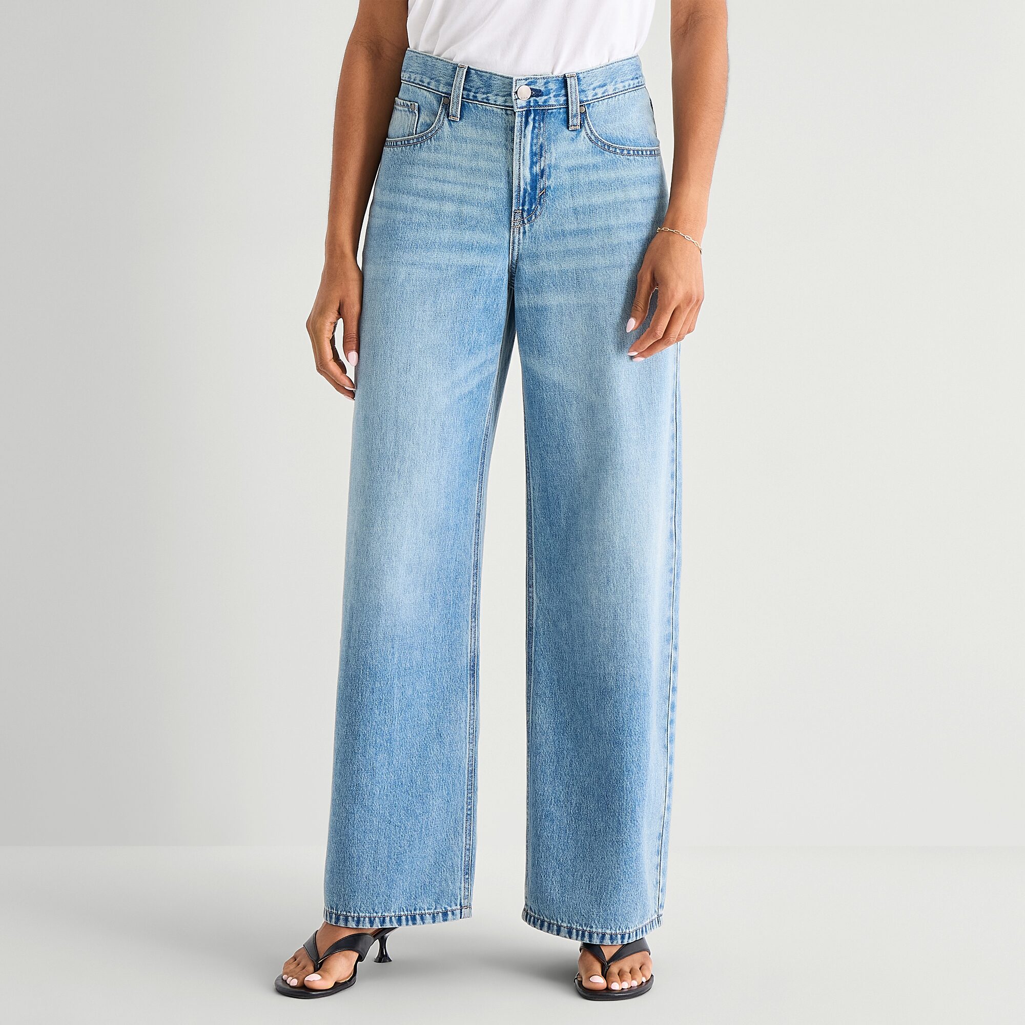 a.n.a Womens Tall Low Rise Loose Fit Jean