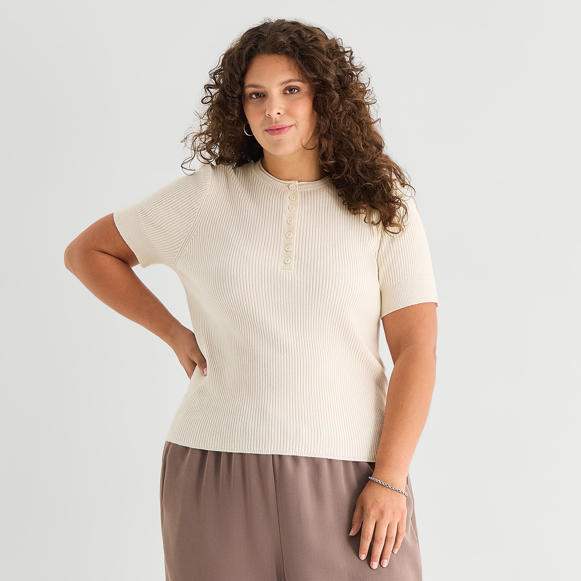 a.n.a Plus Womens Crew Neck Short Sleeve Pullover Sweater