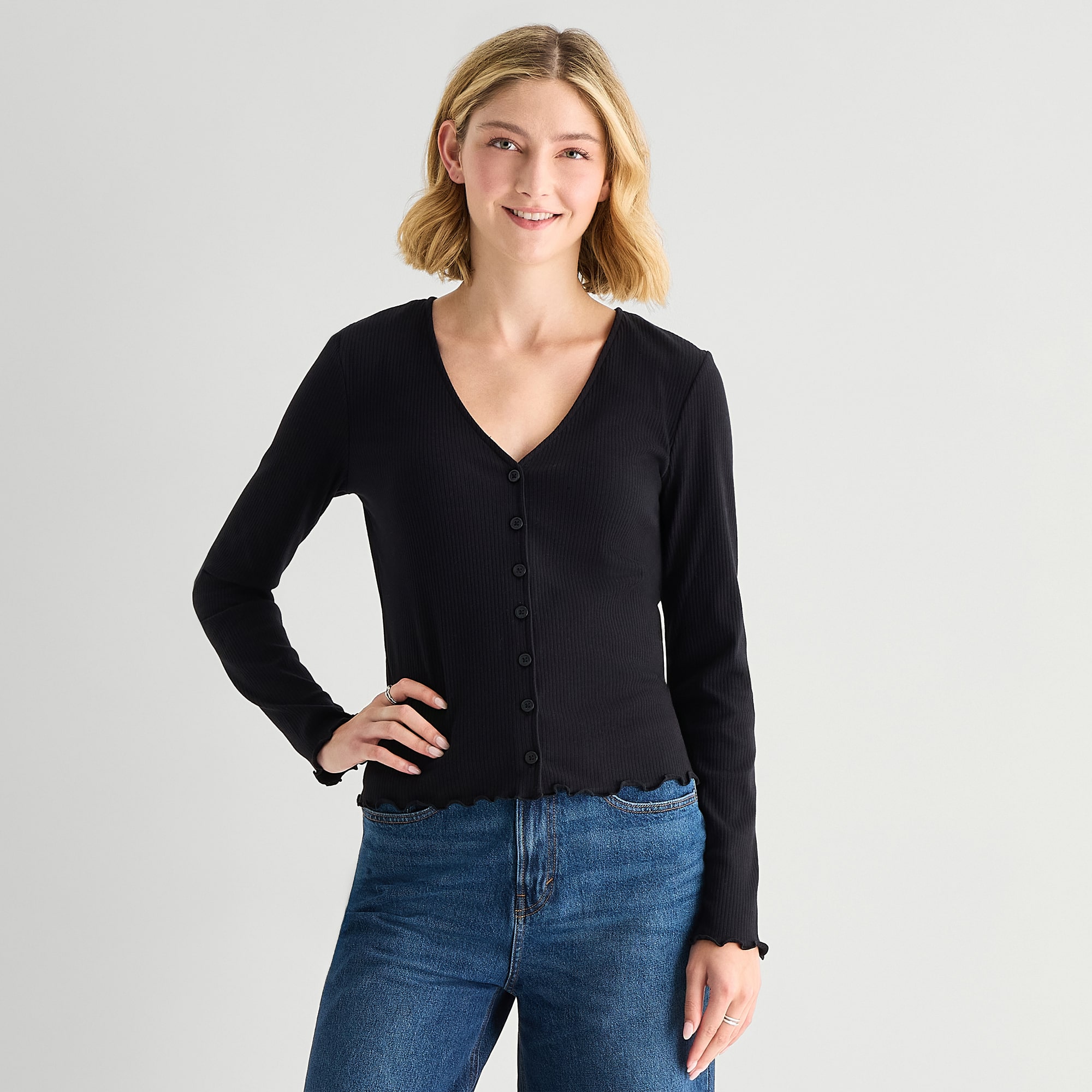 a.n.a Womens V Neck Long Sleeve Button Cardigan