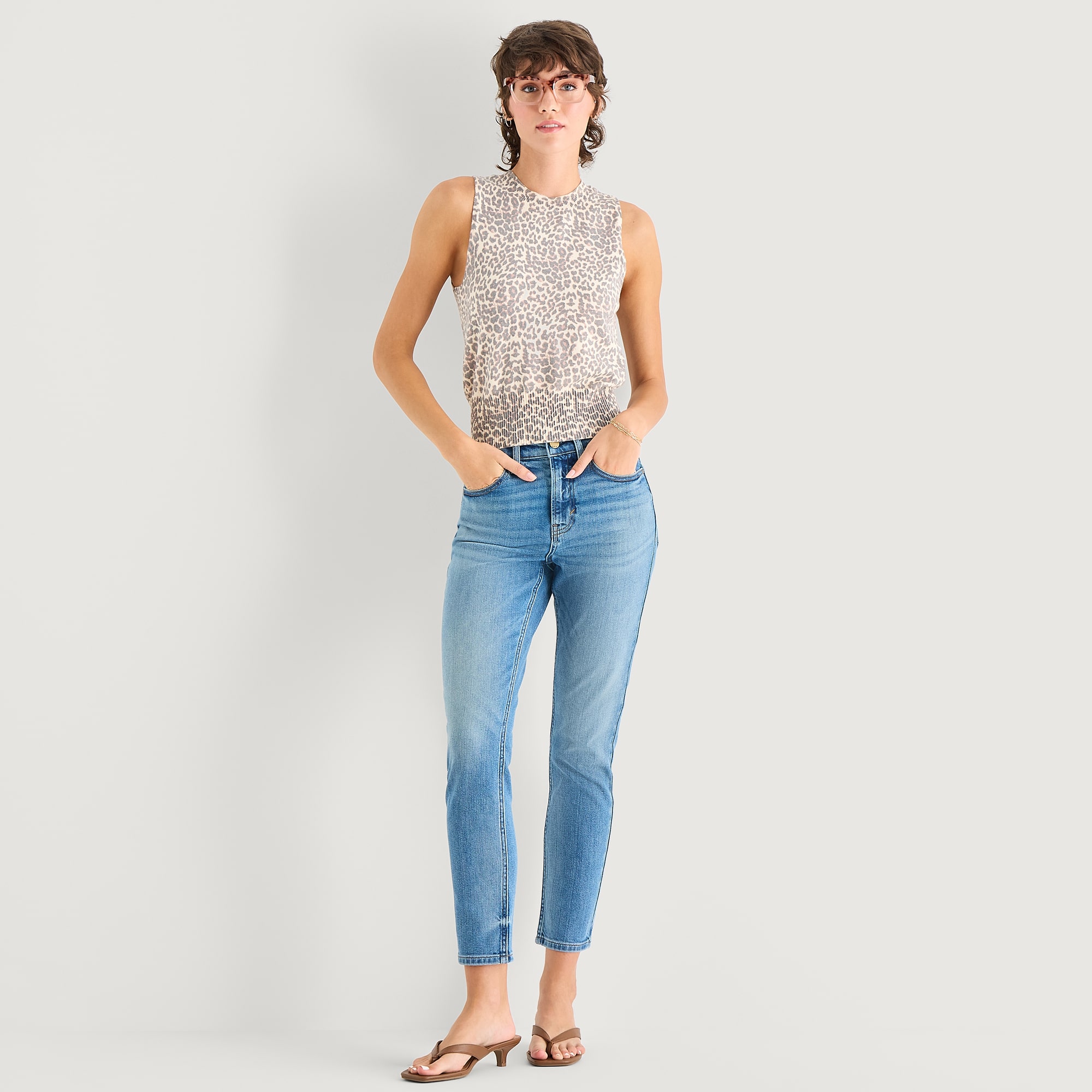 a.n.a Womens Crew Neck Sleeveless Pullover Sweater