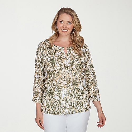 Hearts Of Palm Womens Plus Keyhole Neck 3/4 Sleeve T-shirt In Green