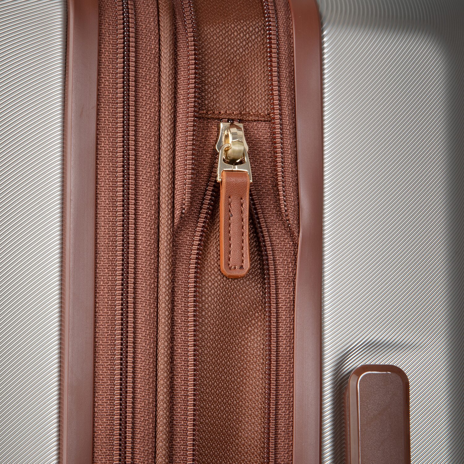 Ricardo Beverly Hills Montecito 2.0 21 Inch Hardside Carry-On Spinner Luggage