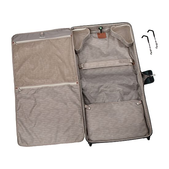 Ricardo Beverly Hills Wheeled Garment Bag