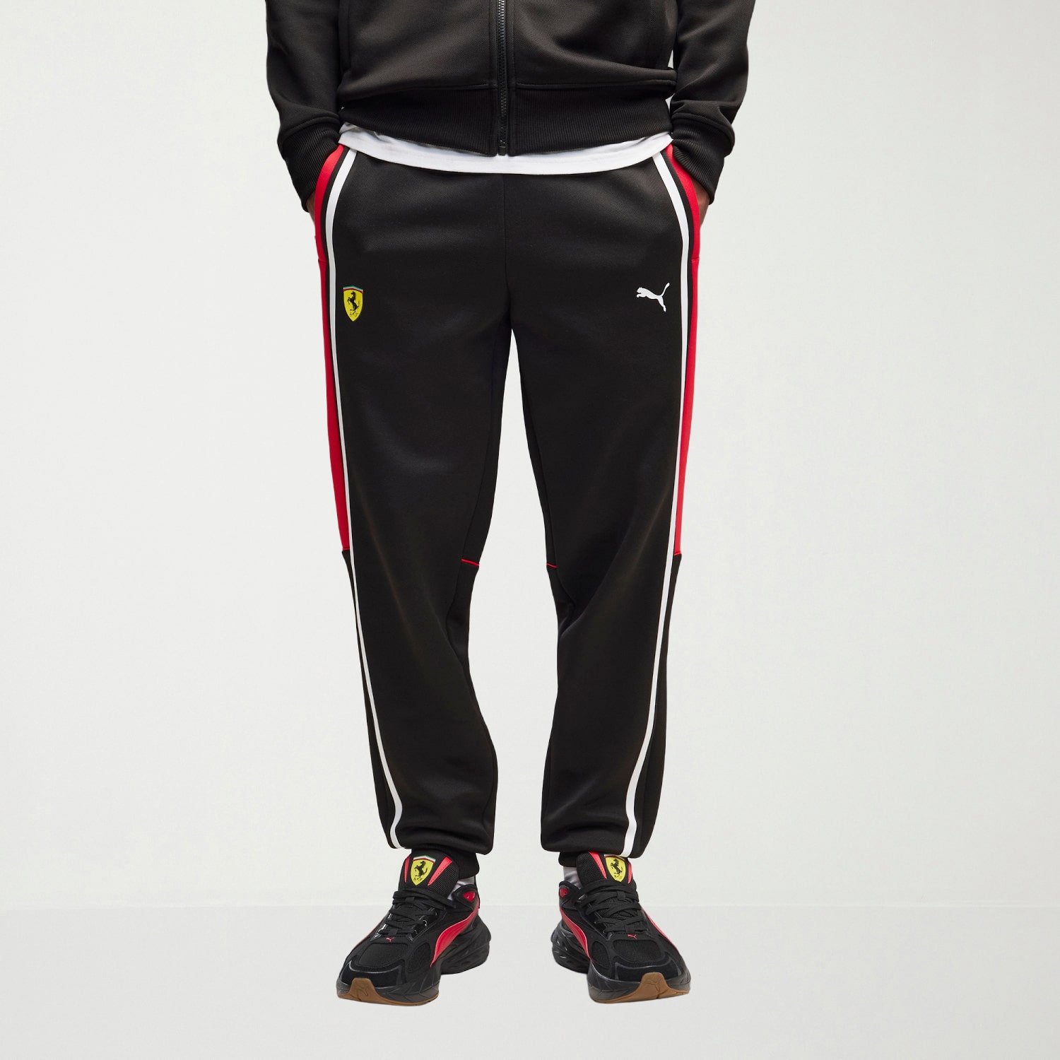 Novelty Mens Regular Fit Track Pant