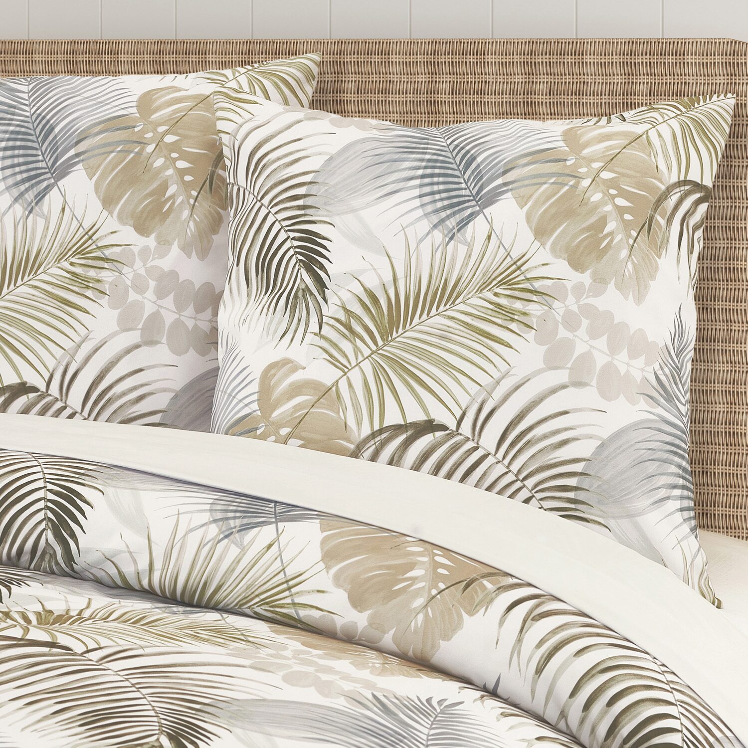 Salt Life Hatteras Reversible Euro Sham