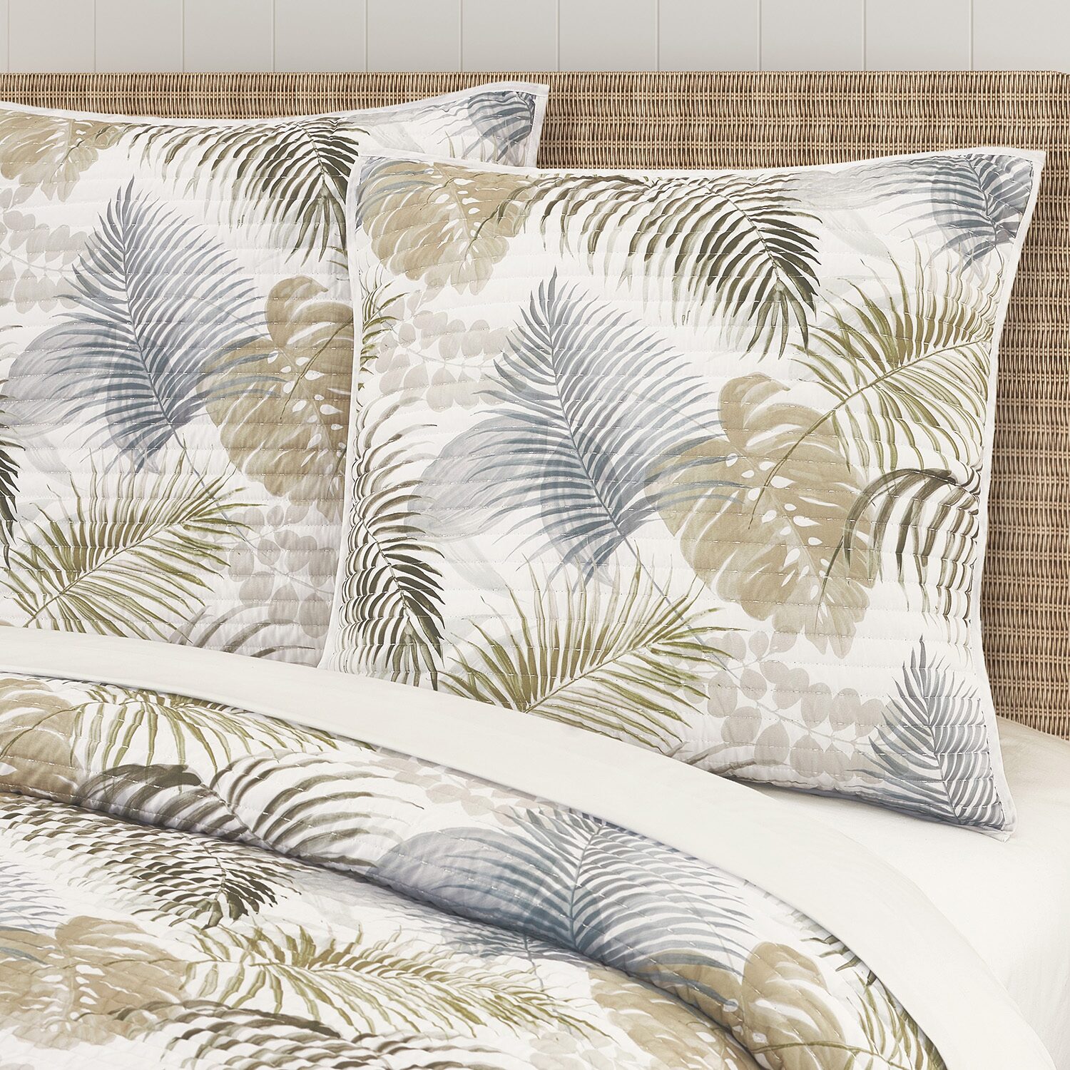 Salt Life Hatteras Reversible Euro Sham