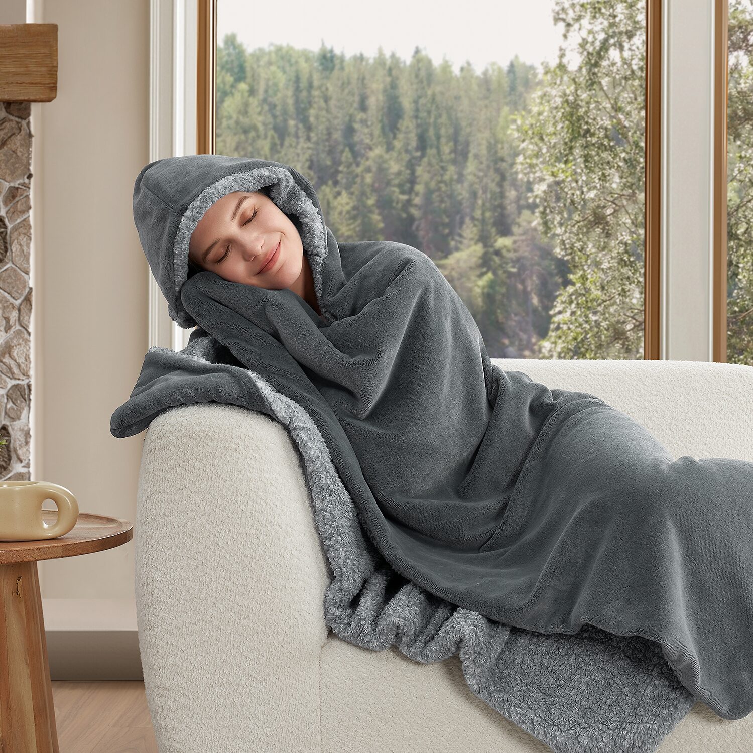 Bearpaw Cozy Hooded Midweight Wearable Blanket