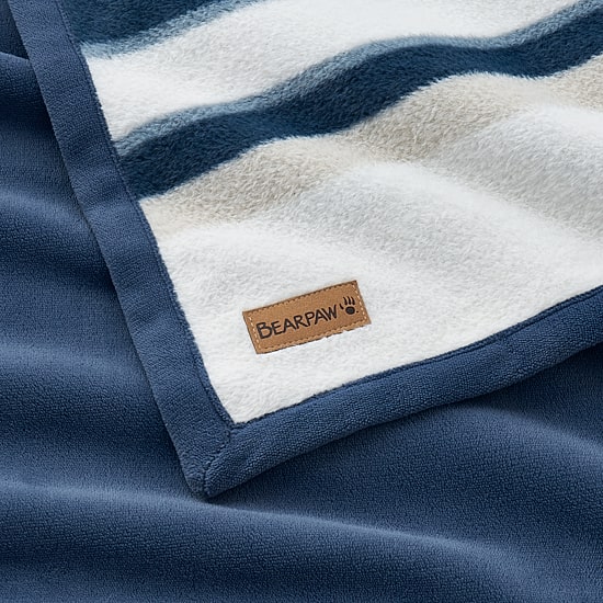 Bearpaw Cozy Luxe Faux Cashmere Blanket