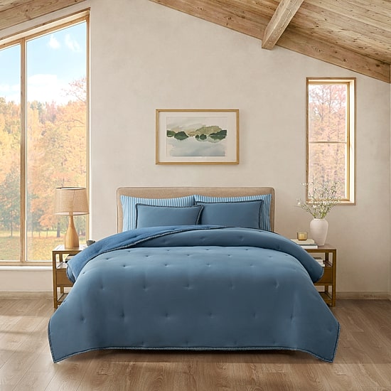 Bearpaw Layton  Plush Reversible Comforter Set