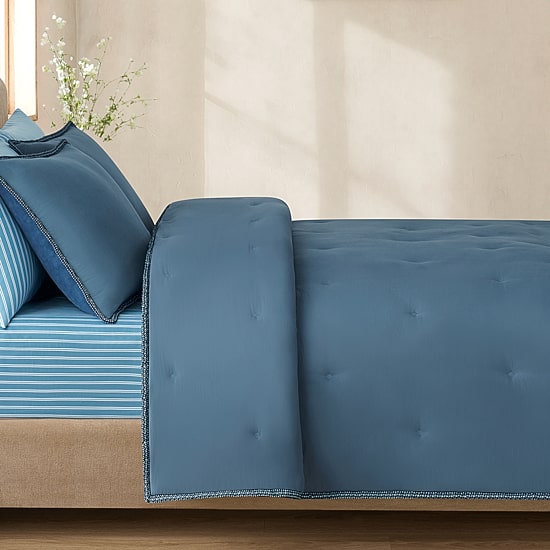 Bearpaw Layton  Plush Reversible Comforter Set