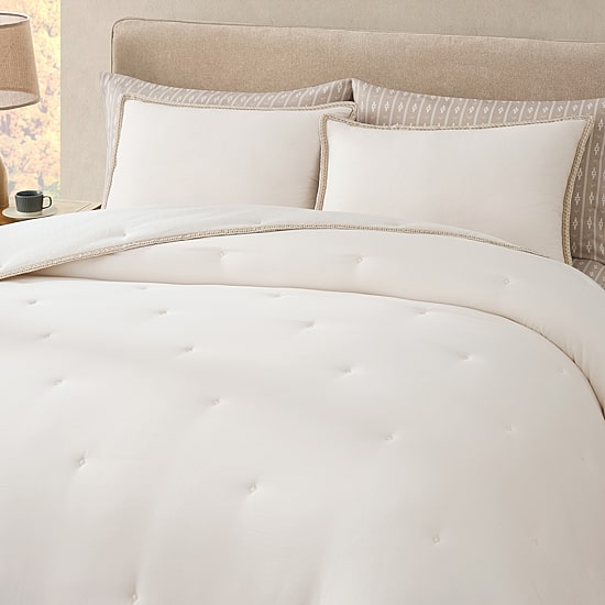 Bearpaw Layton Plush Reversible Comforter Set