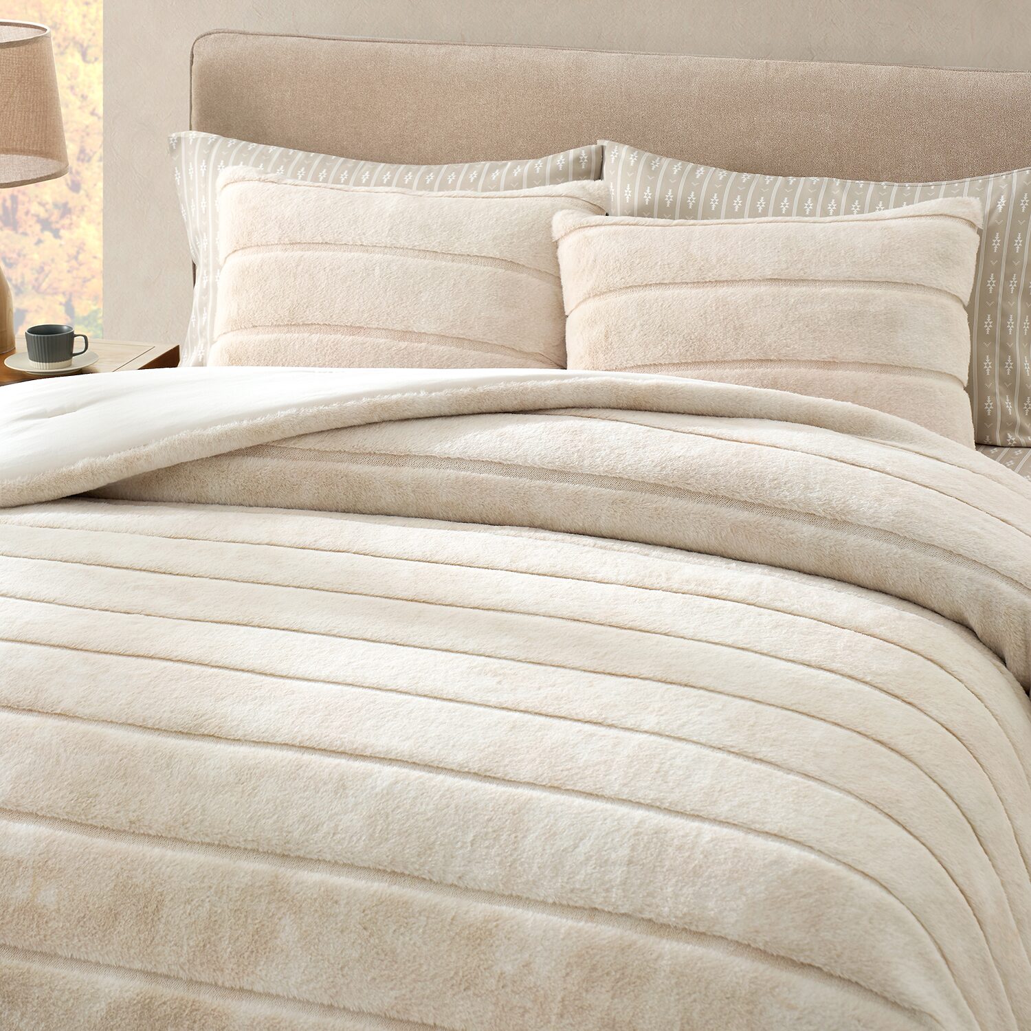 Bearpaw Marlow Ribbed Faux Fur 3-pc. Comforter Set