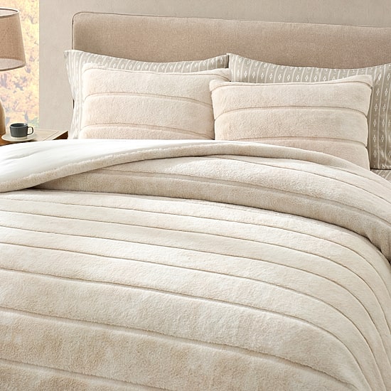 Bearpaw Marlow Ribbed Faux Fur 3-pc. Comforter Set