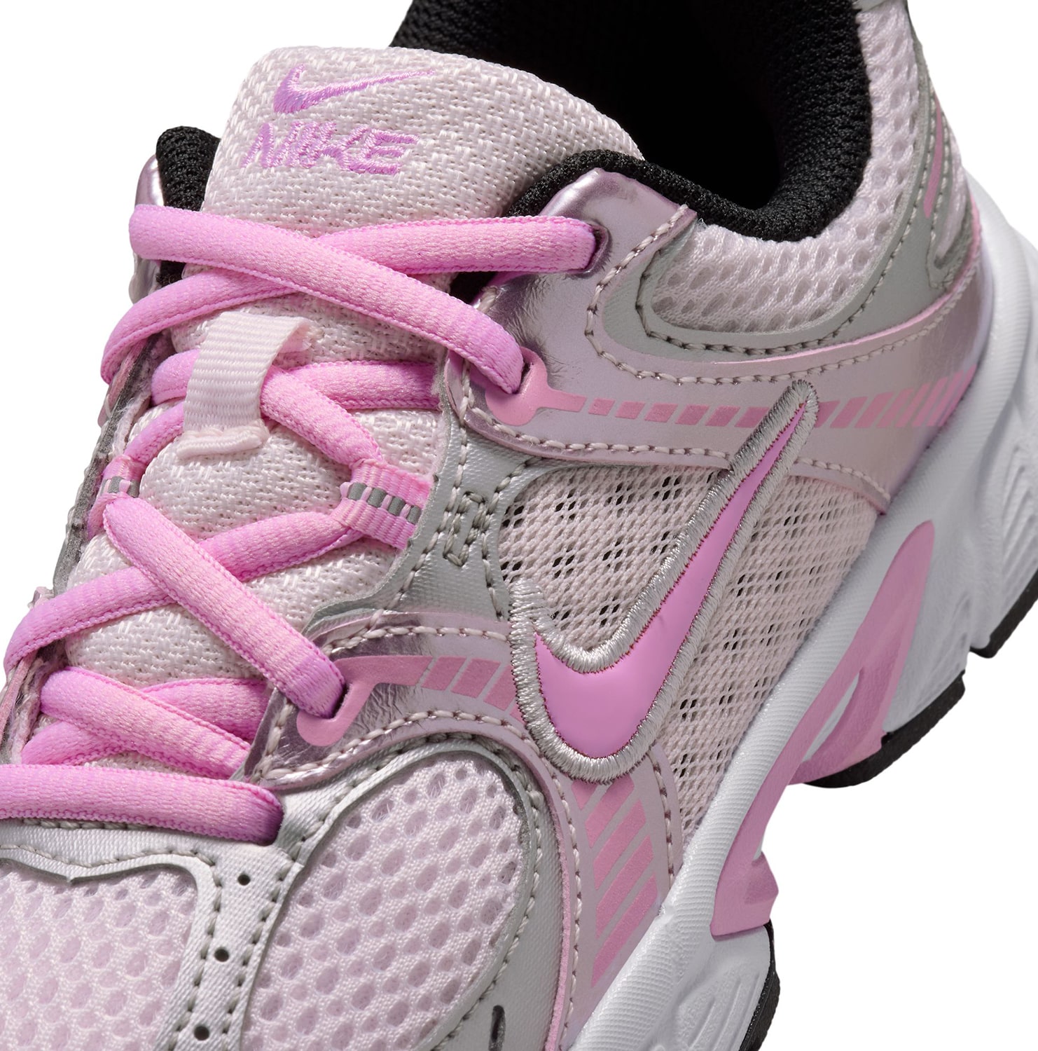 Nike V5 RNR Little Kid Girls Sneakers