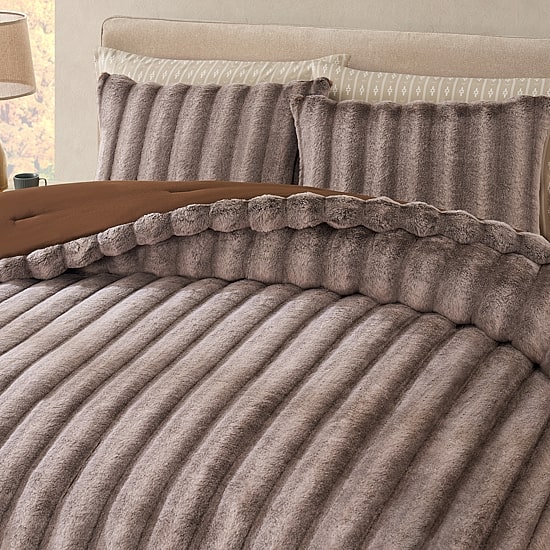 Bearpaw Tucker Ribbed Faux Fur 3-pc. Comforter Set