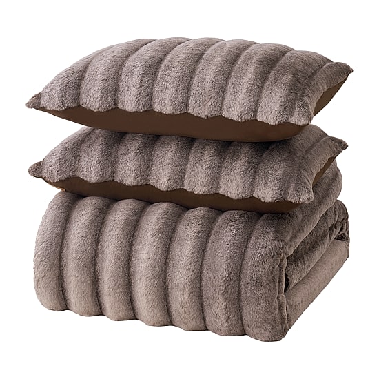 Bearpaw Tucker Ribbed Faux Fur 3-pc. Comforter Set