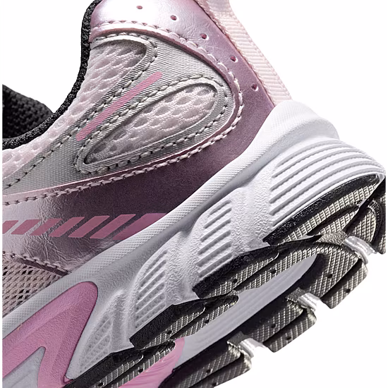 Nike V5 RNR Little Kid Girls Sneakers