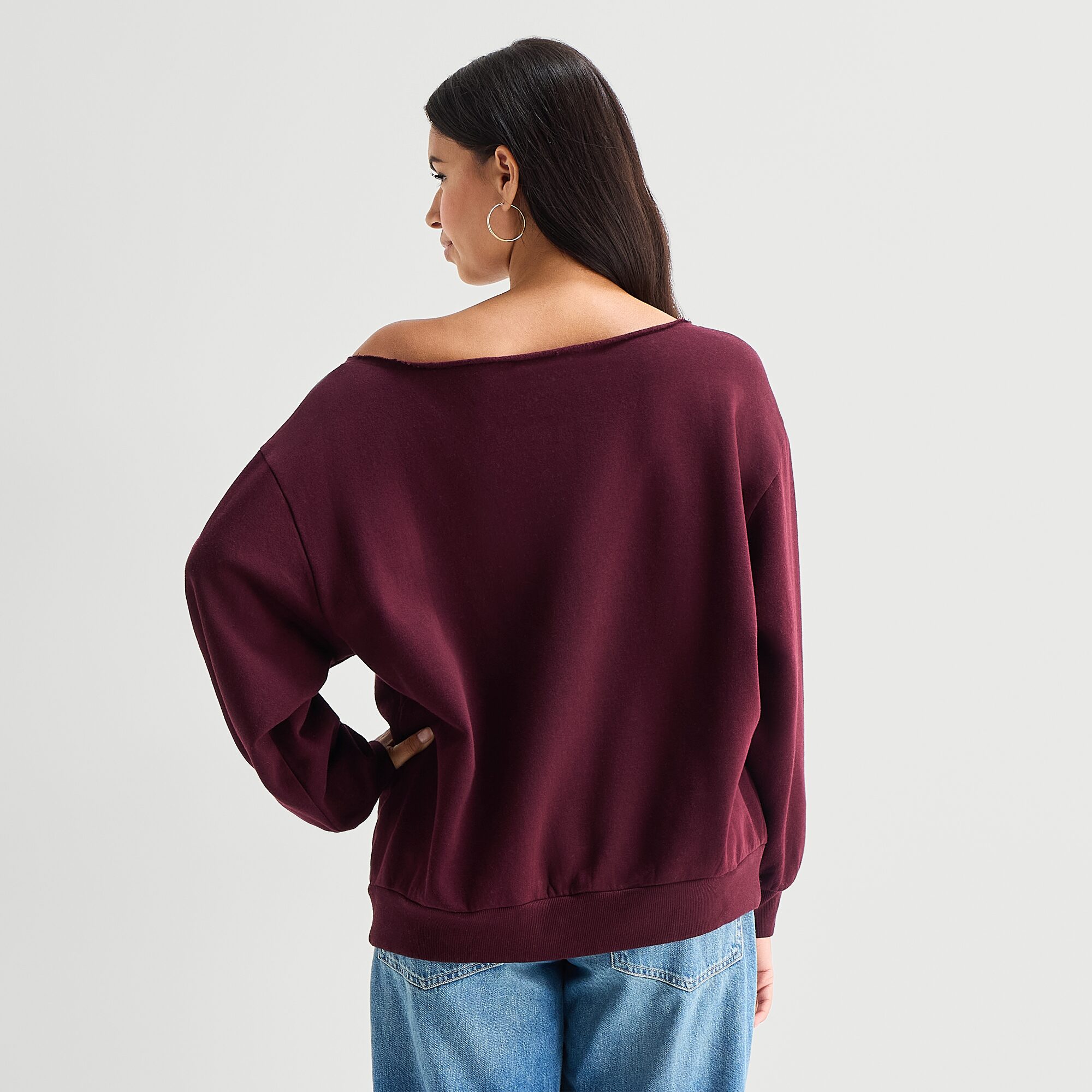 Arizona Womens Juniors Asymmetrical Neck Long Sleeve Sweatshirt